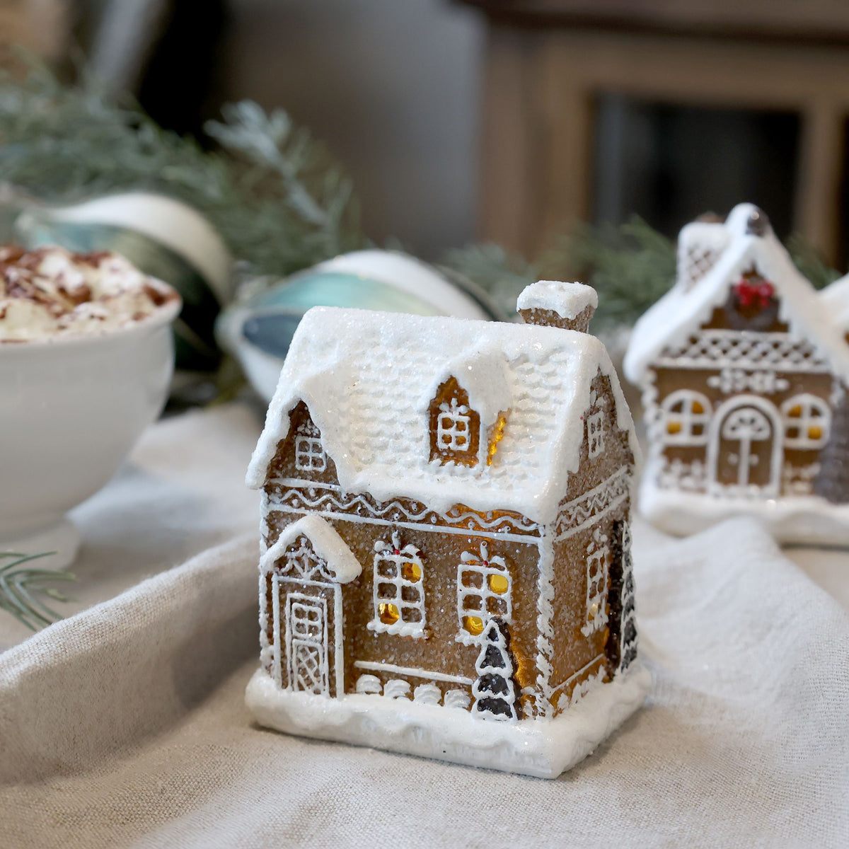 Kynttilät ja sesonkivalot