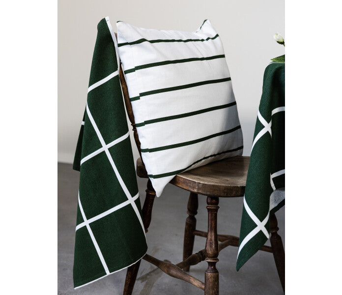 Storefactory Karlstorp raidallinen tyynynpäällinen valkoinen / vihreä 48 × 48 cm