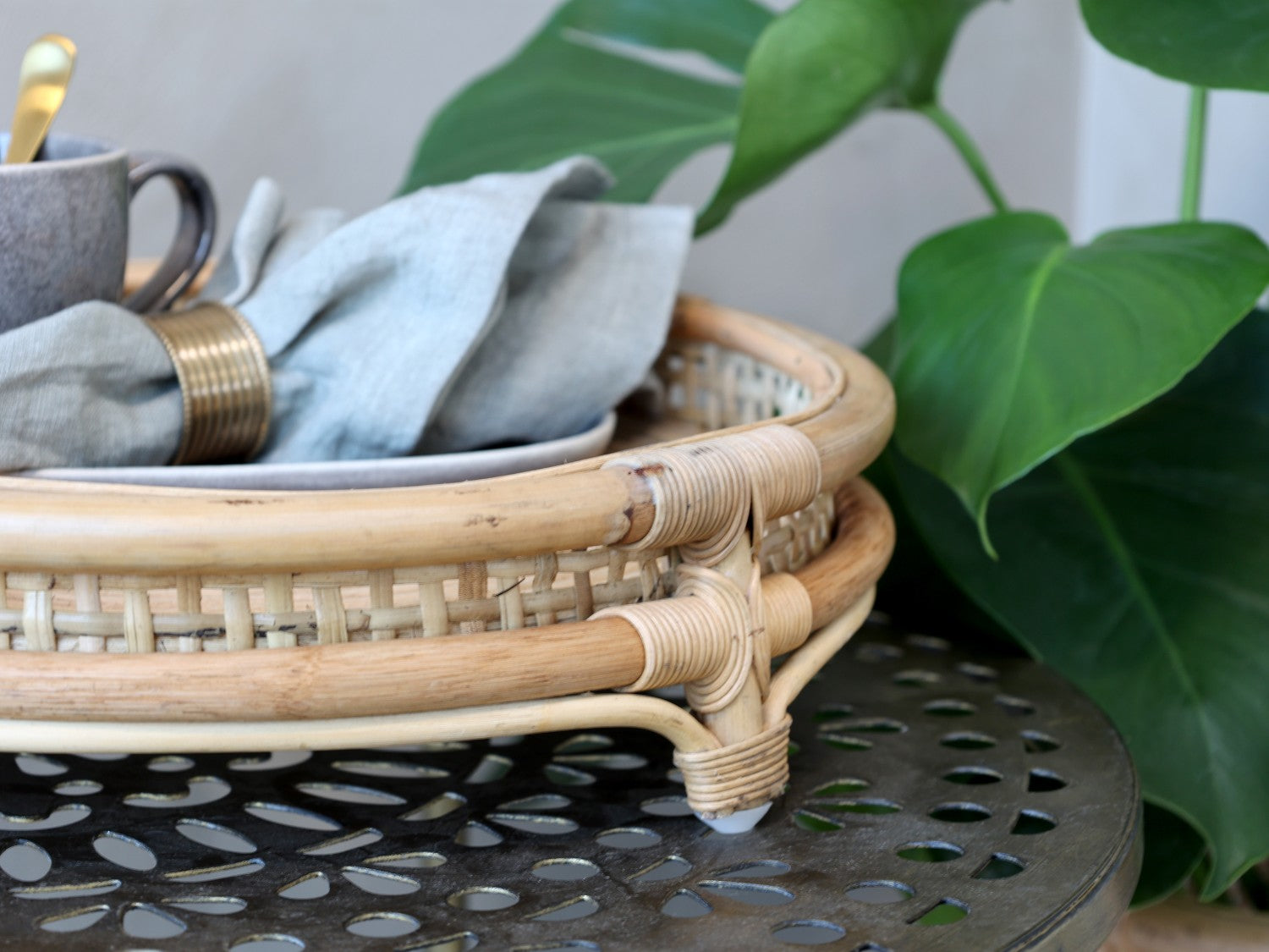 Chic Antique tarjotin jaloilla 36,5 cm