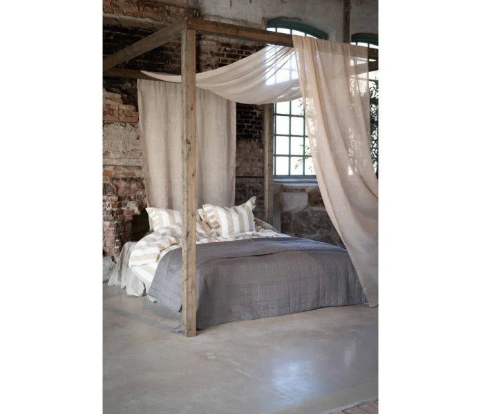 Fondaco Kevin päiväpeitto harmaa 260 x 260 cm