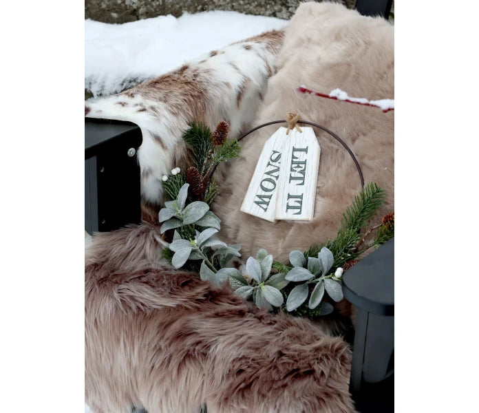 Chic Antique puinen kyltti - Let it snow