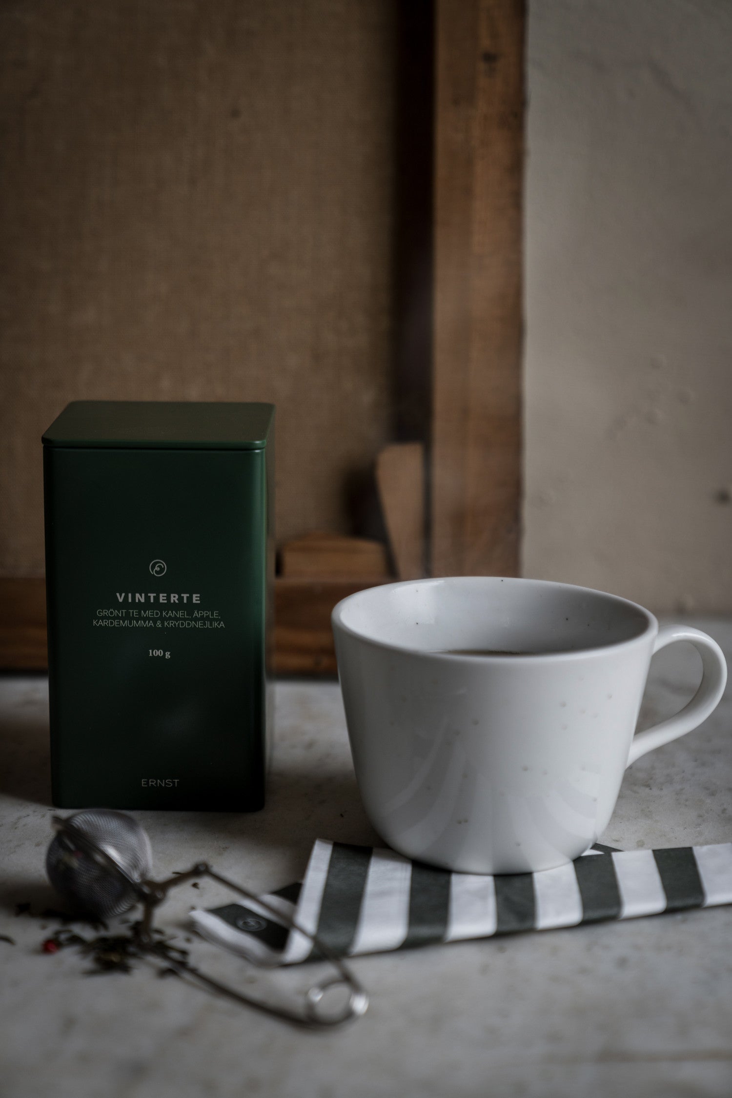 ERNST talvitee 100g peltipurkissa