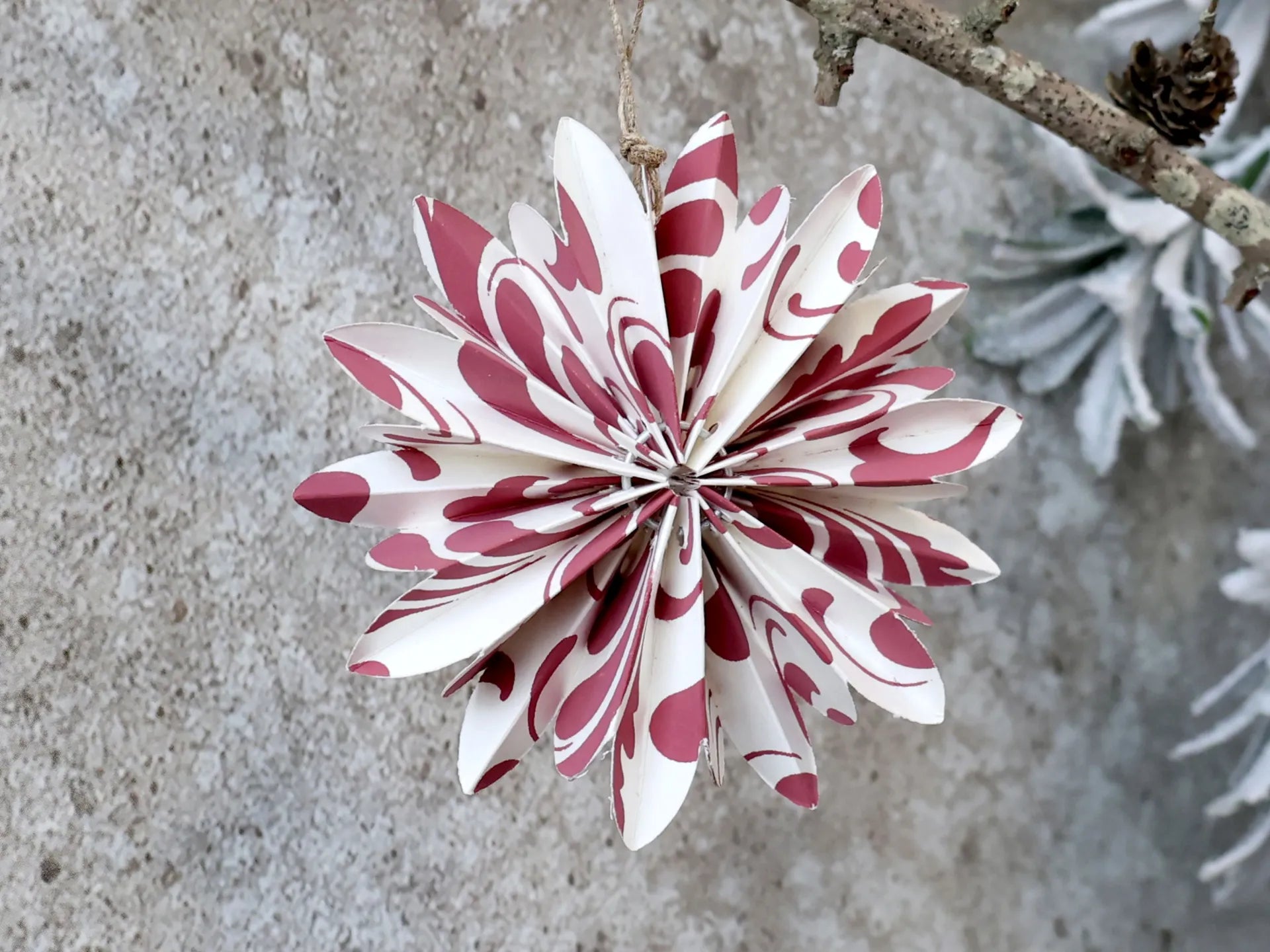 Chic Antioque paperikoriste puna-valkoinen 10,5 cm