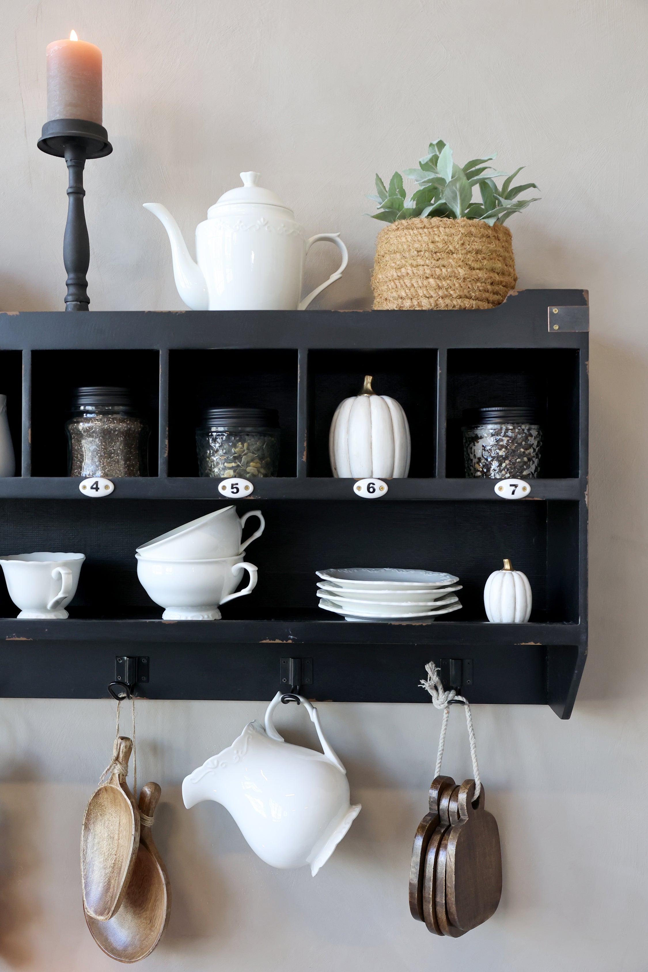 Chic Antique puinen pieni alusta