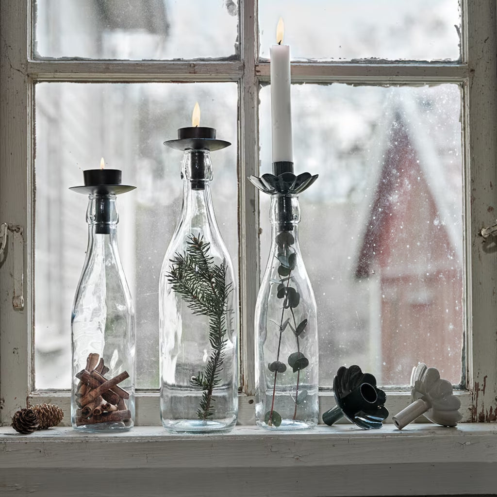 Strömshaga kynttilänpidike kruunukynttilälle musta