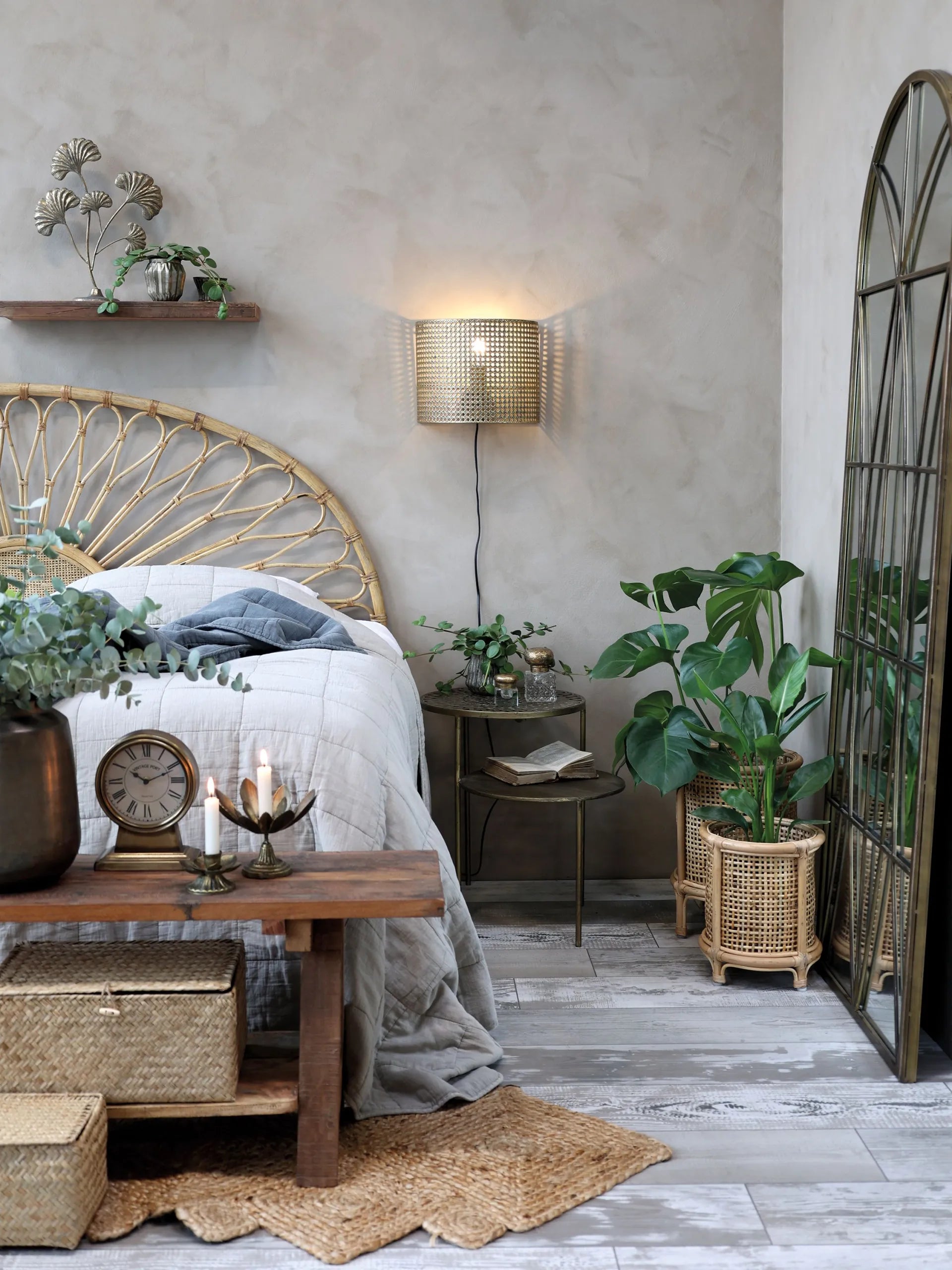 Chic Antique pöytäkello antiikkimessinki 21,5 x 16 x 9 cm