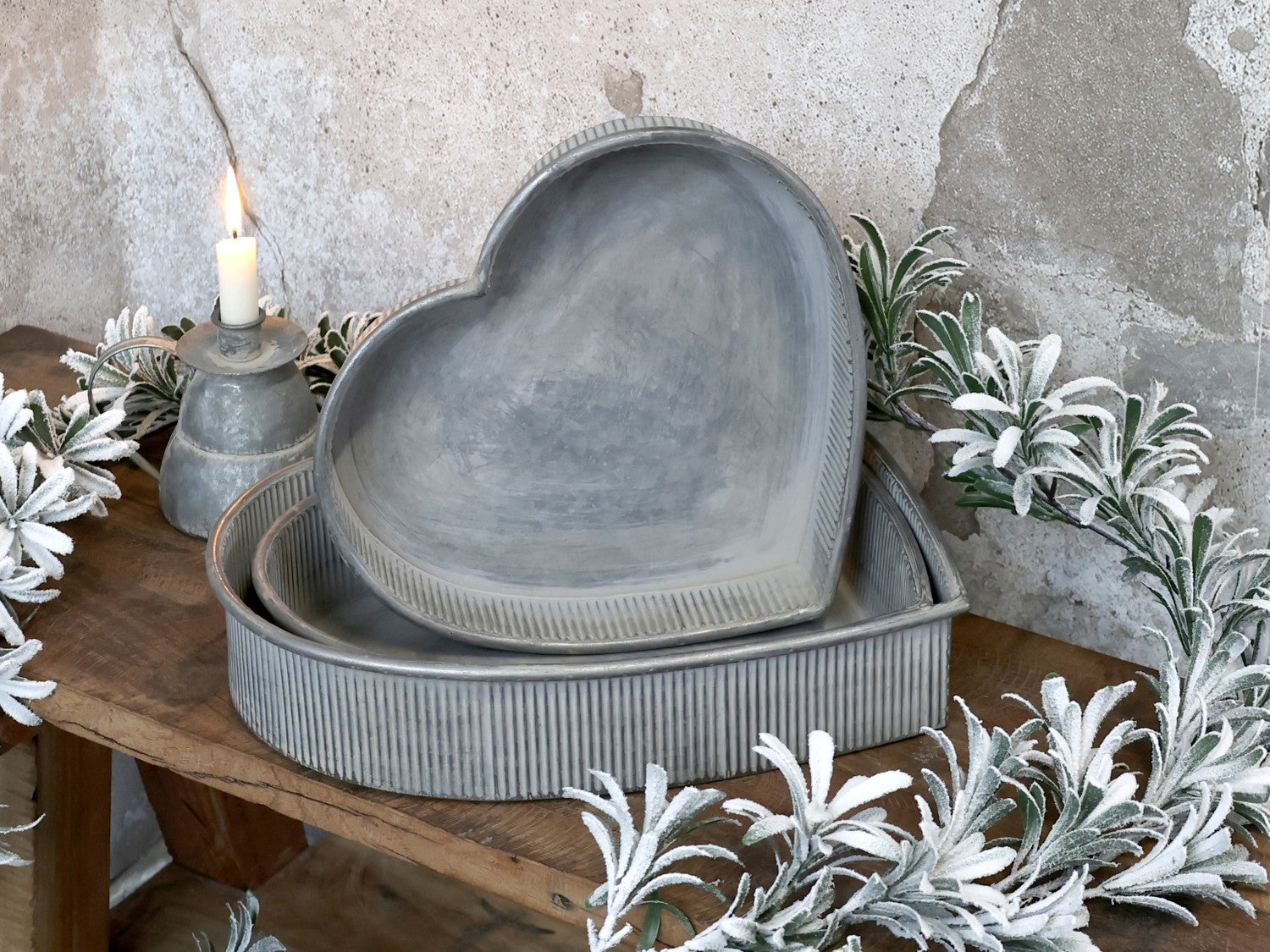 Chic Antique sydän tarjotin harmaa 7,5 x 37 x 37 cm