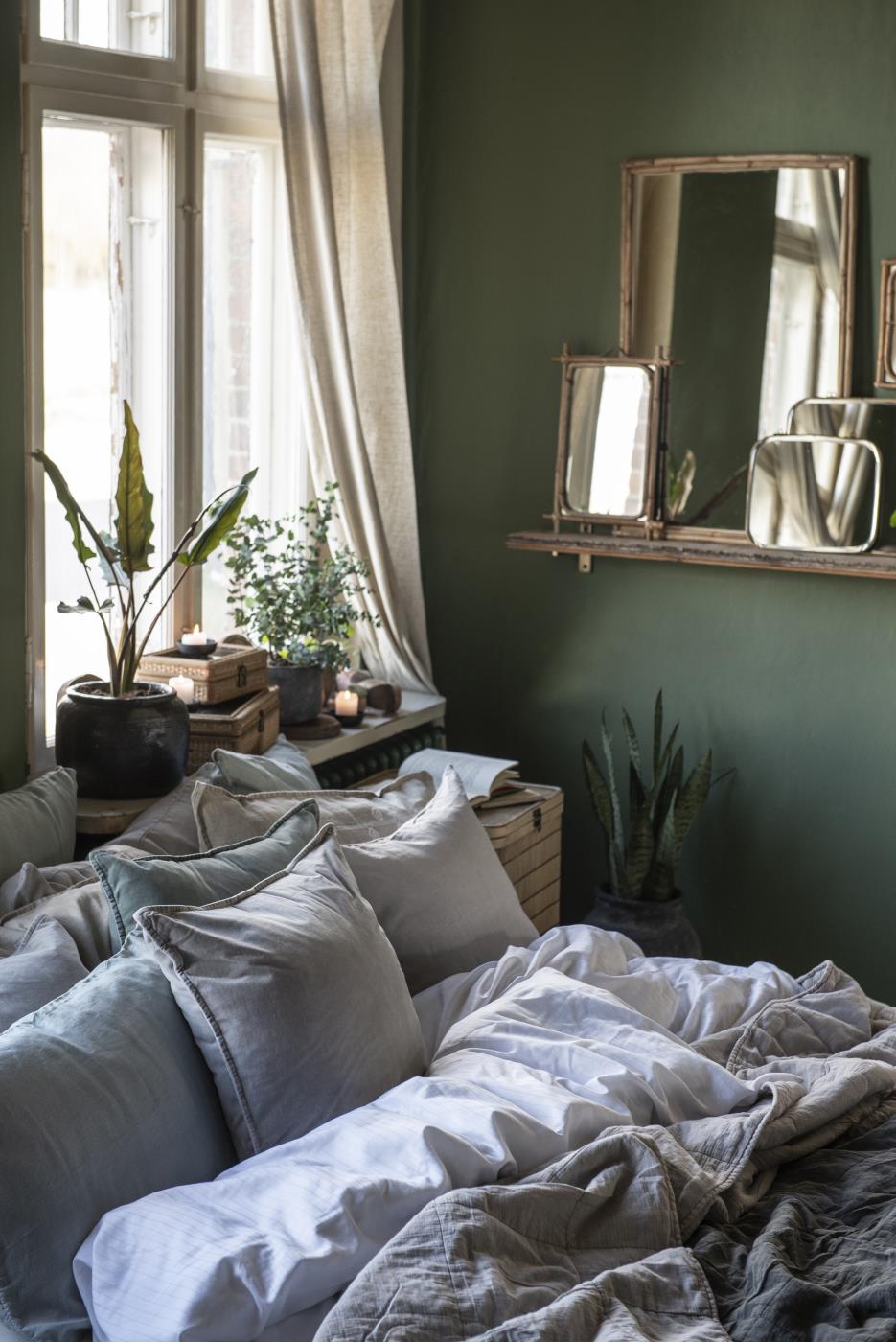 Ib Laursen peili bambureunalla 49,5 x 79,5 cm