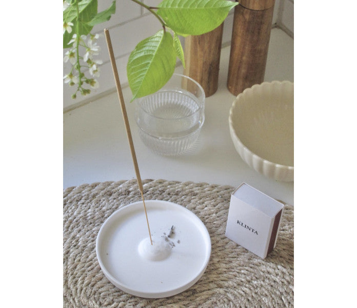 Klinta suitsutusastia valkoinen