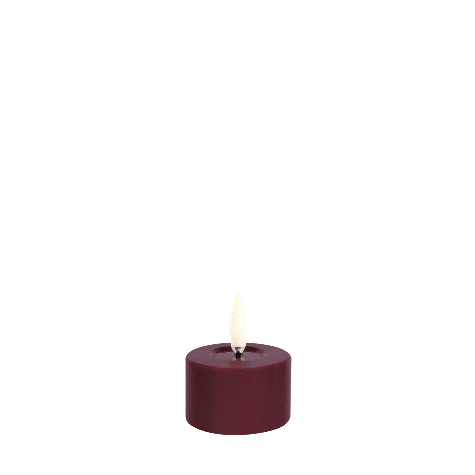 Uyuni LED-kynttilä smooth melted 5 x 2,8 cm - Wine Red