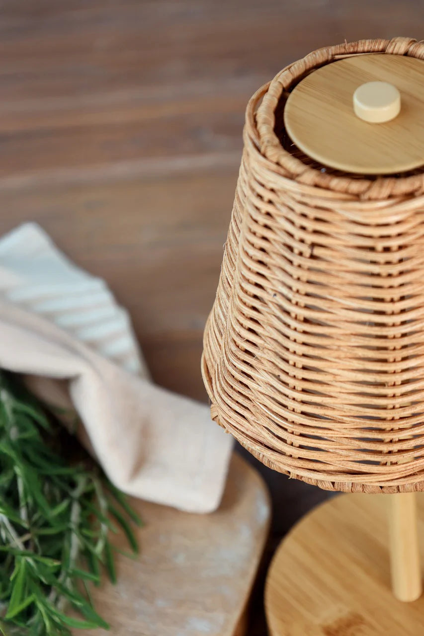 Chic Antique ladattava led-valaisin