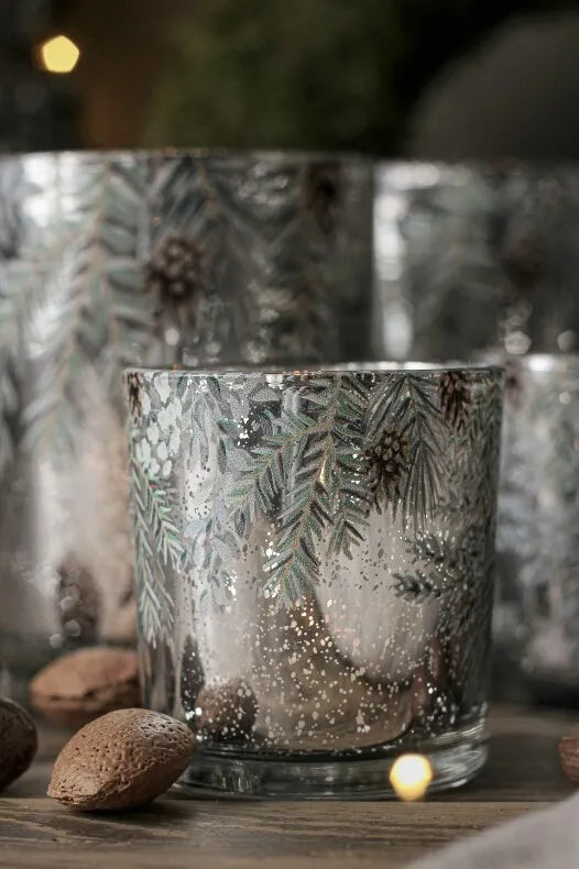 Majas Cottage lyhty 8 cm - Cones & Branches