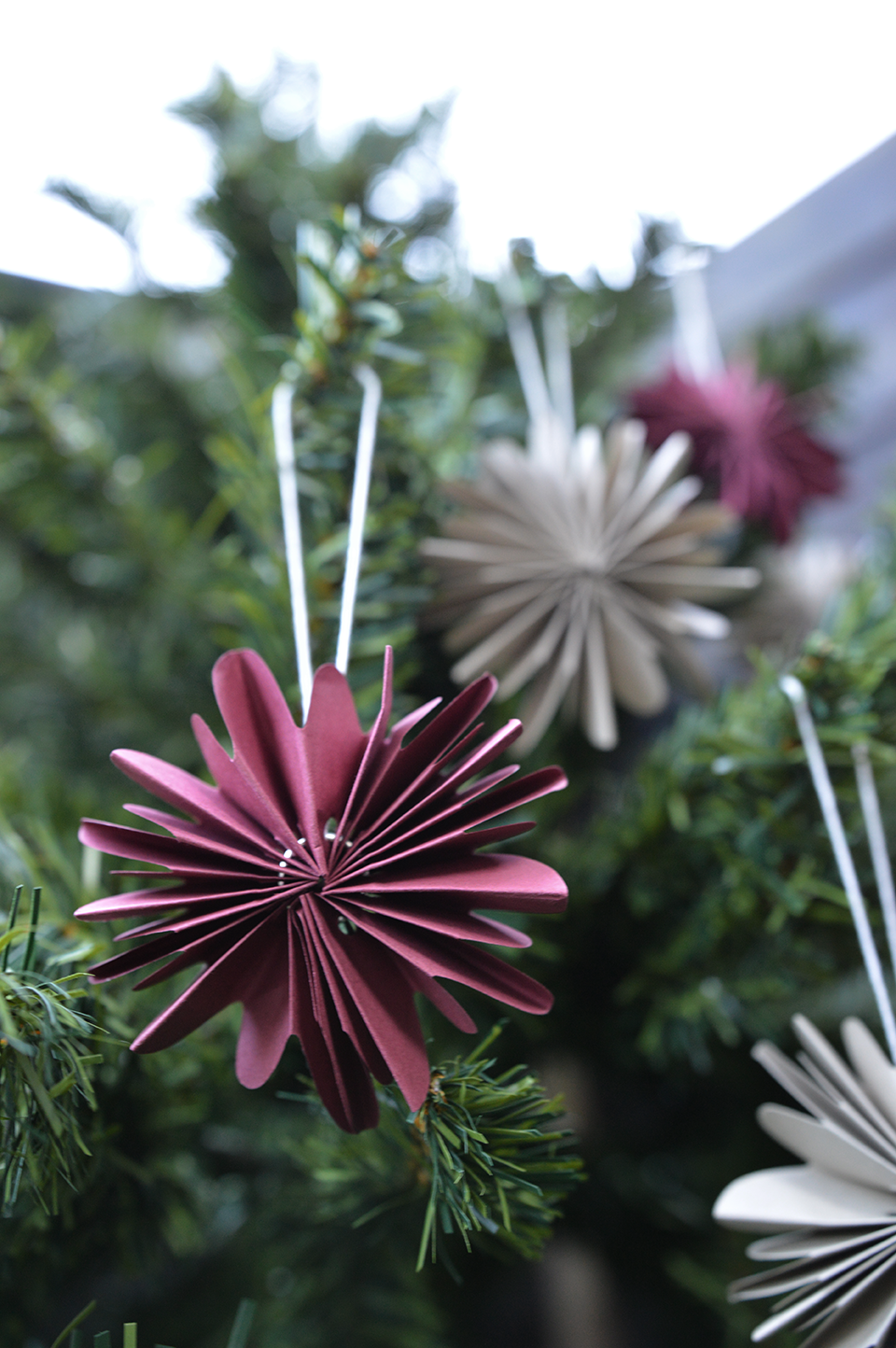 NOORDliving lumihiutale viininpunainen 10 cm