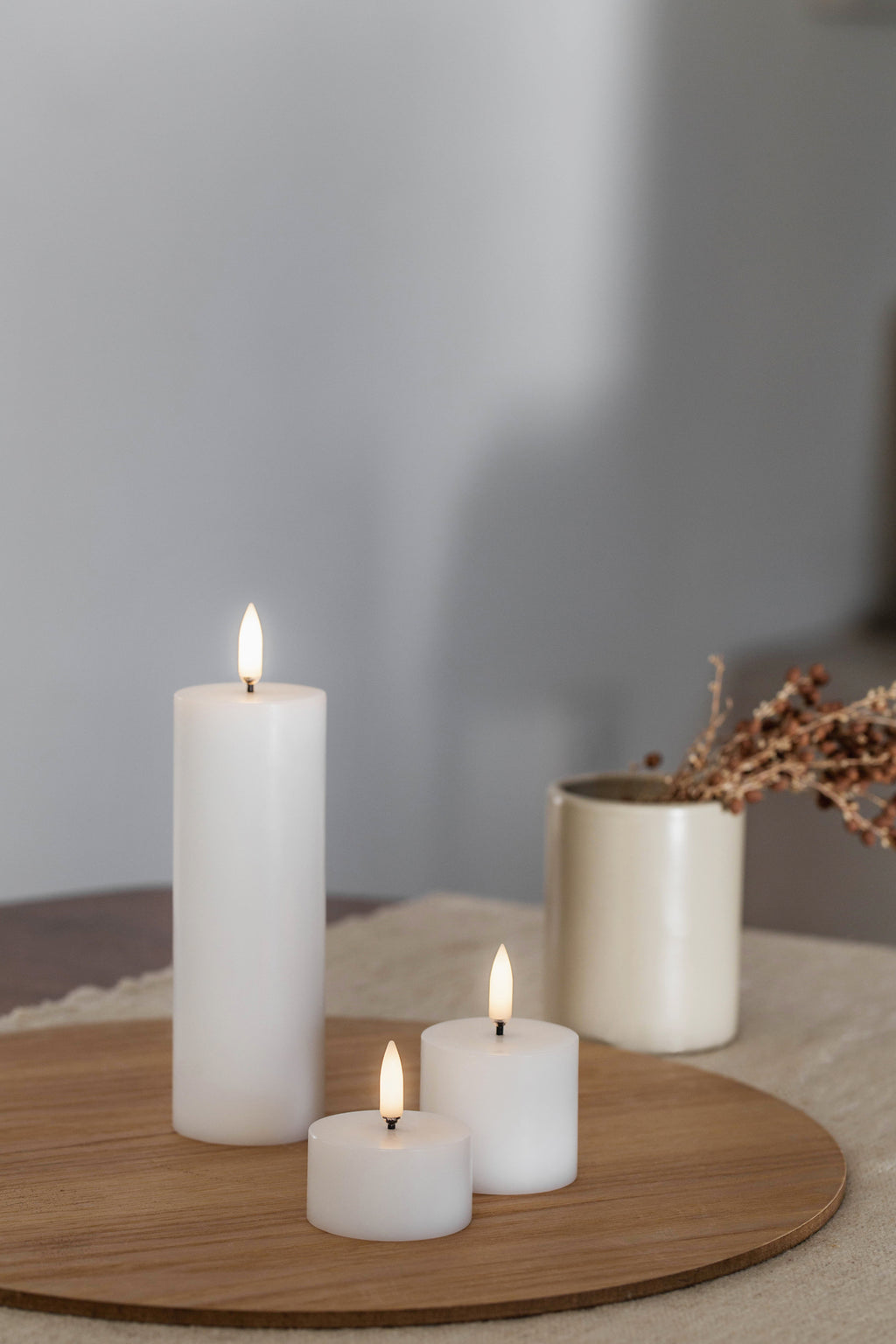 Uyuni LED-kynttilä smooth 5 x 2,8 cm - Nordic White