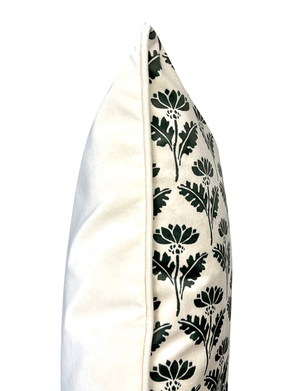 Vanilla Fly Sea Moss tyynynpäällinen samettia 50 x 50 cm